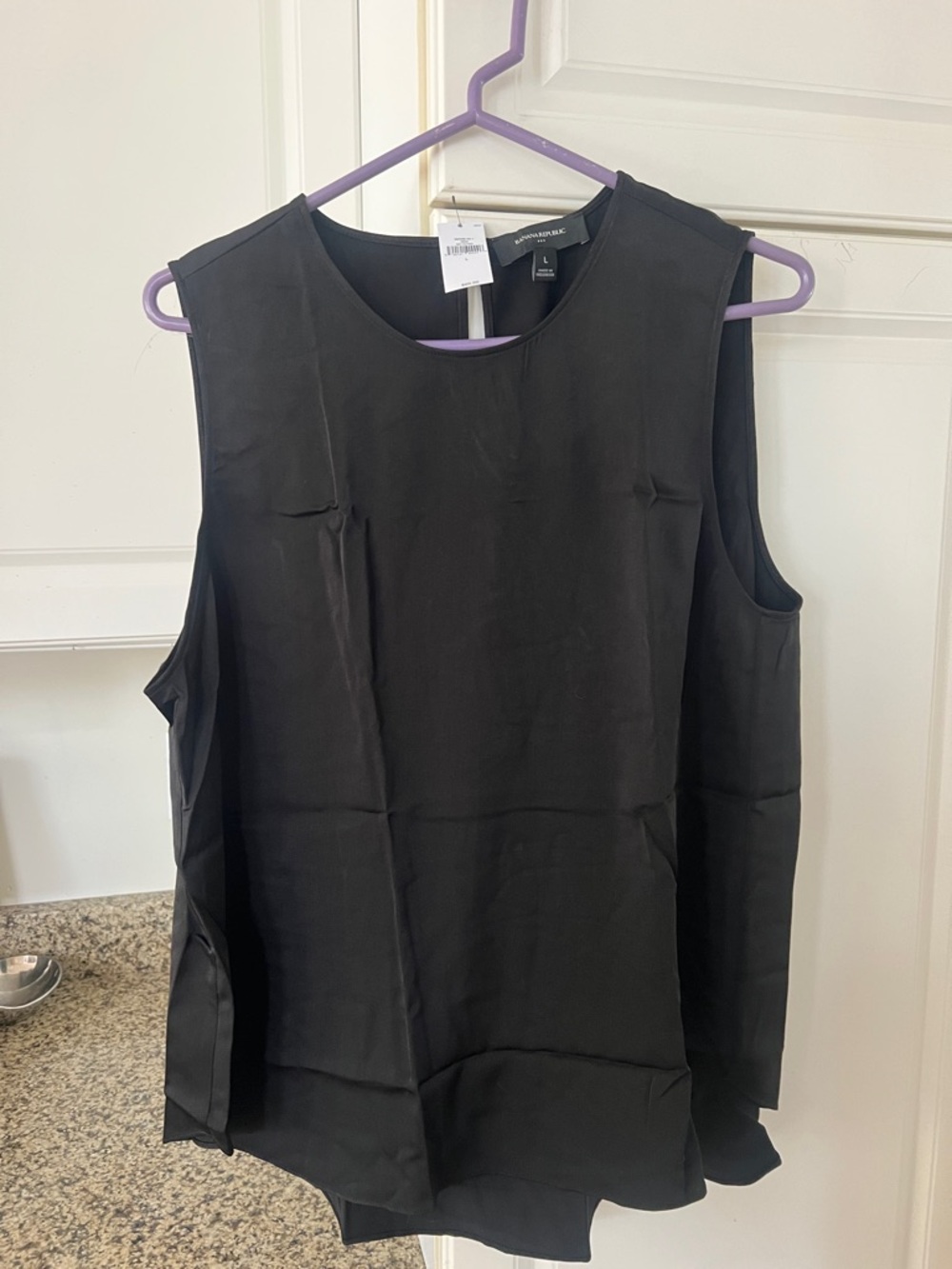 Classic Black Sleeveless Women's Top- Banana Republic- L New this season!